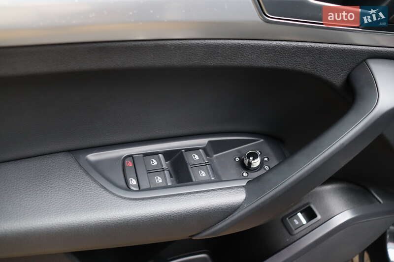 Позашляховик / Кросовер Audi Q5 2020 в Львові