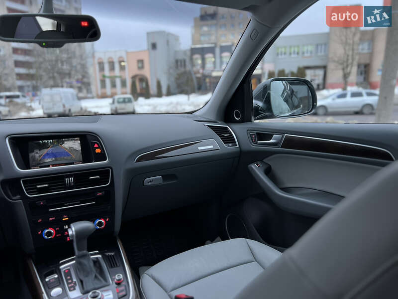 Внедорожник / Кроссовер Audi Q5 2015 в Львове