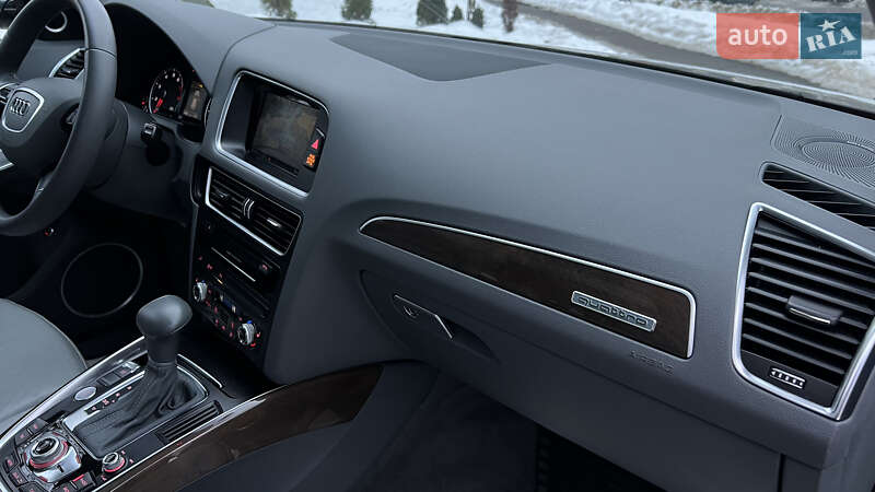 Внедорожник / Кроссовер Audi Q5 2015 в Львове