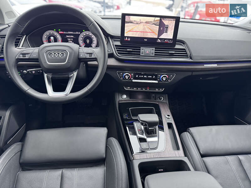 Позашляховик / Кросовер Audi Q5 2023 в Івано-Франківську