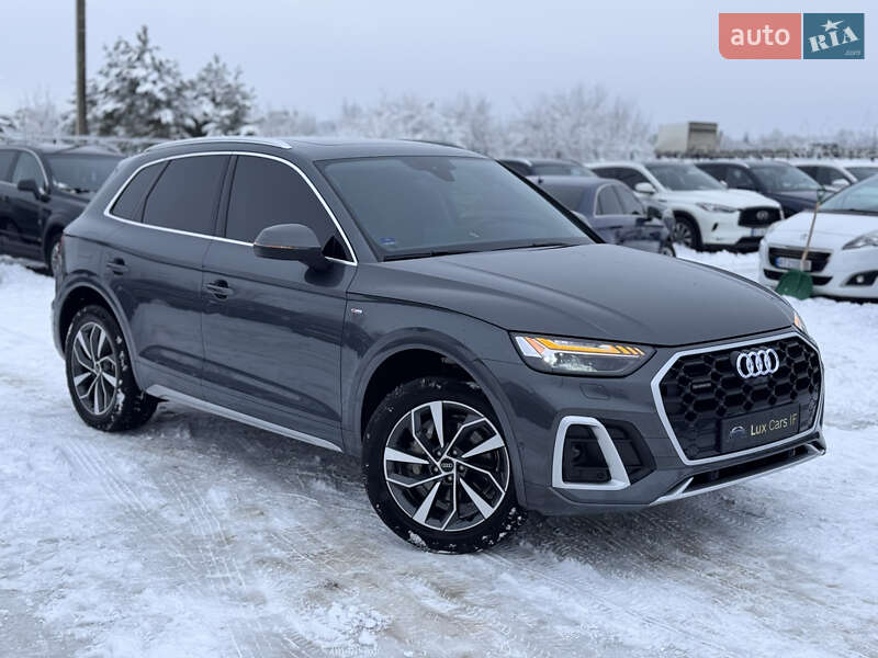 Позашляховик / Кросовер Audi Q5 2023 в Івано-Франківську