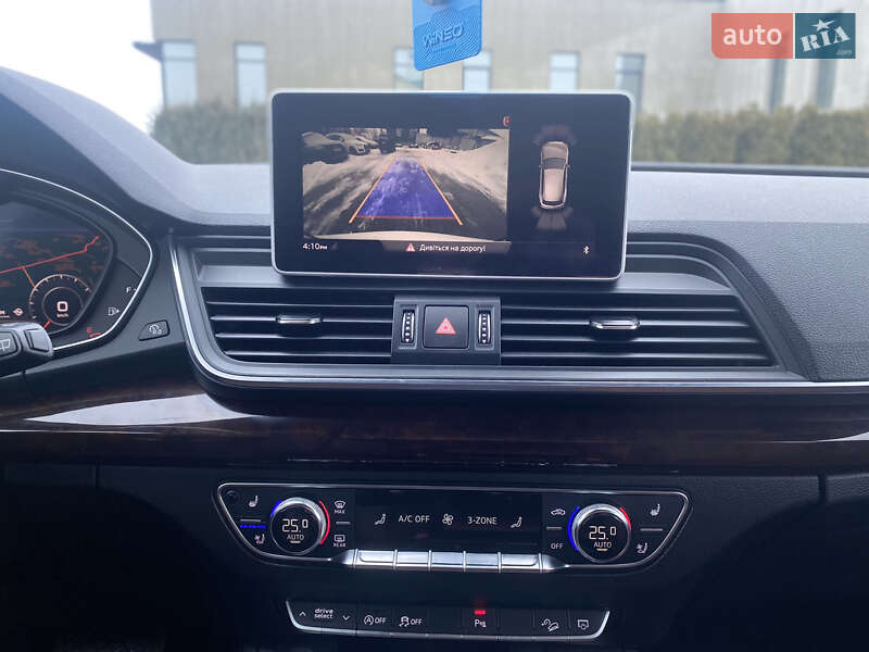 Позашляховик / Кросовер Audi Q5 2018 в Луцьку