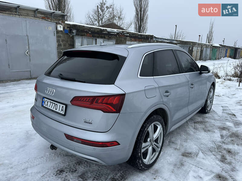 Позашляховик / Кросовер Audi Q5 2018 в Харкові