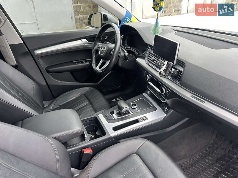 Позашляховик / Кросовер Audi Q5 2018 в Харкові