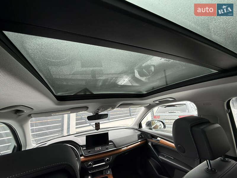 Позашляховик / Кросовер Audi Q5 2020 в Стрию