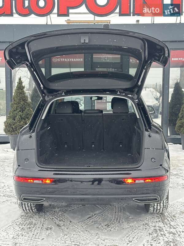 Позашляховик / Кросовер Audi Q5 2018 в Білогородці фото 14 Позашляховик / Кросовер Audi Q5 2018 в Білогородці