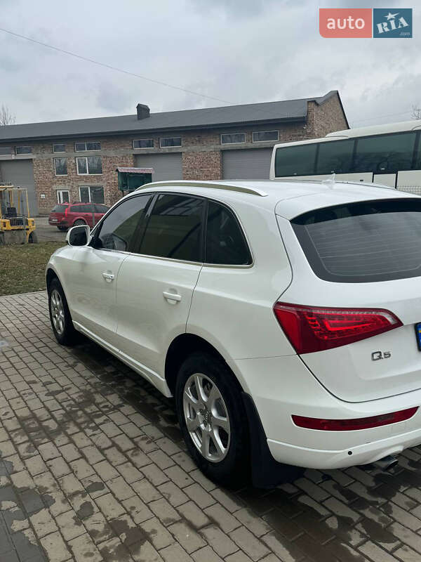 Внедорожник / Кроссовер Audi Q5 2011 в Богородчанах фото 3 Внедорожник / Кроссовер Audi Q5 2011 в Богородчанах