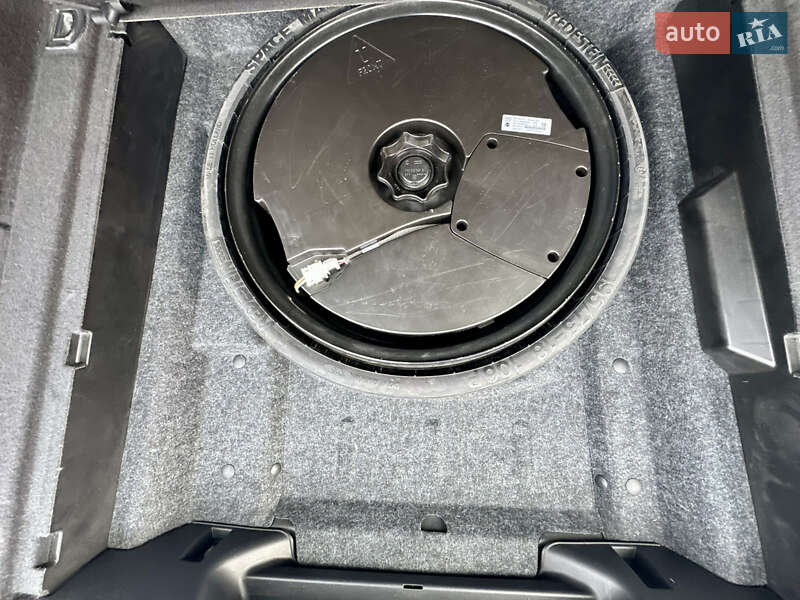 Позашляховик / Кросовер Audi Q5 2015 в Києві