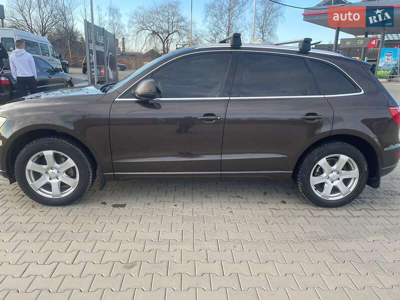 Позашляховик / Кросовер Audi Q5 2011 в Коломиї