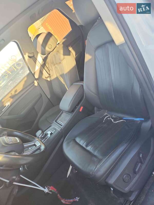 Позашляховик / Кросовер Audi Q5 2020 в Києві фото 20 Позашляховик / Кросовер Audi Q5 2020 в Києві