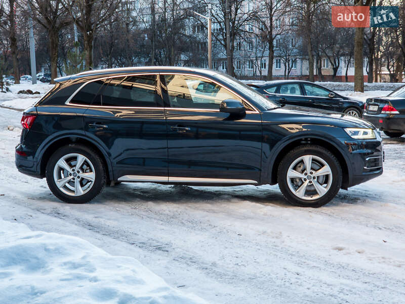 Внедорожник / Кроссовер Audi Q5 2019 в Ровно фото 8 Внедорожник / Кроссовер Audi Q5 2019 в Ровно