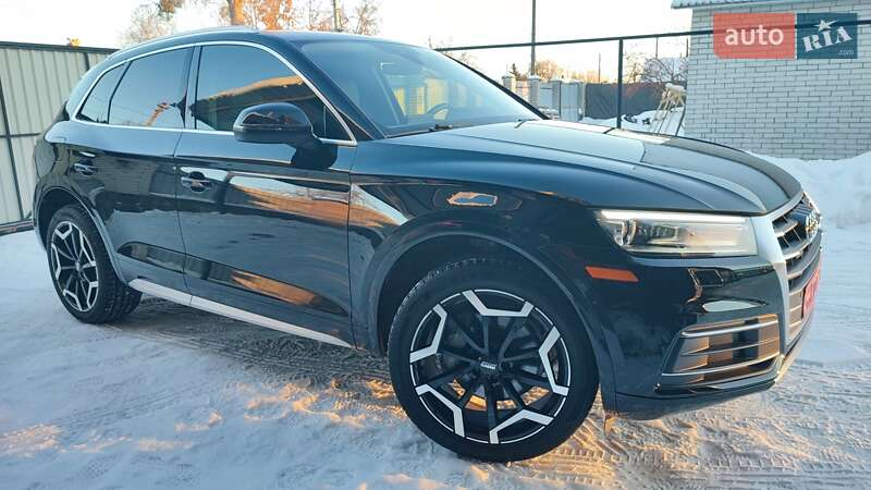 Позашляховик / Кросовер Audi Q5 2019 в Житомирі