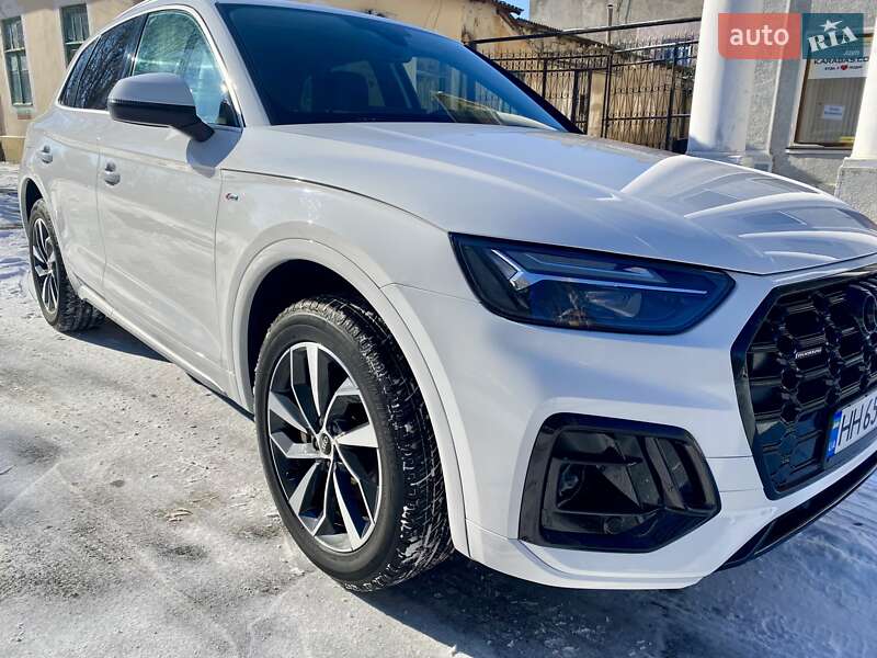 Позашляховик / Кросовер Audi Q5 2022 в Одесі