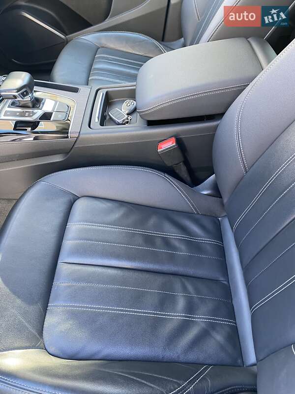 Позашляховик / Кросовер Audi Q5 2022 в Одесі