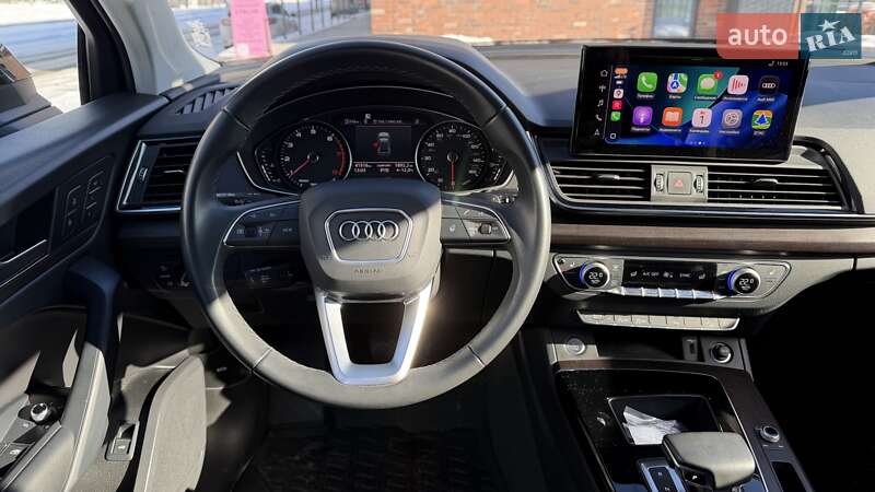 Позашляховик / Кросовер Audi Q5 2023 в Києві