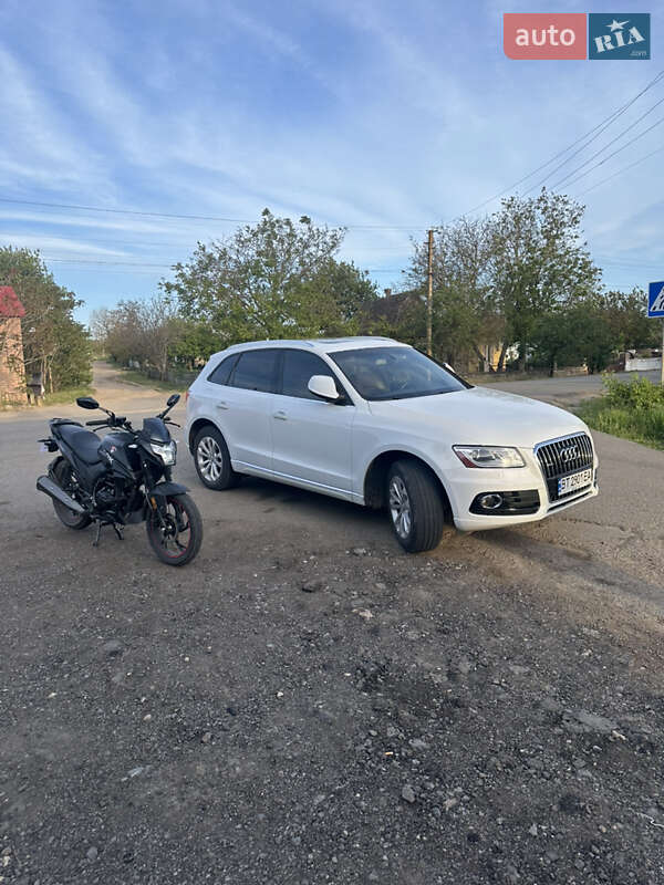 Позашляховик / Кросовер Audi Q5 2014 в Великій Олександрівці