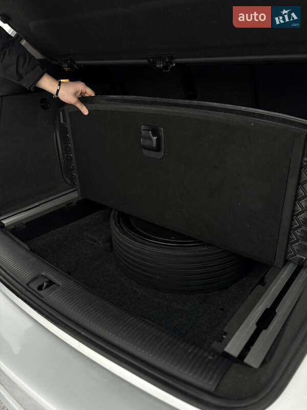 Внедорожник / Кроссовер Audi Q5 2010 в Шептицькому