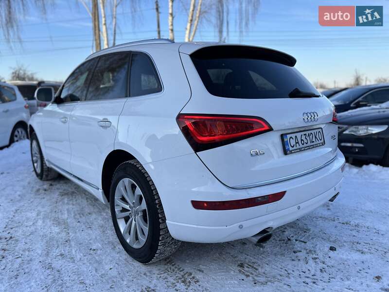 Внедорожник / Кроссовер Audi Q5 2015 в Смеле