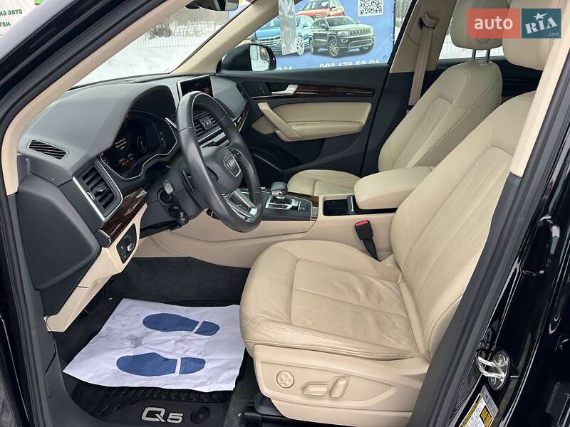 Внедорожник / Кроссовер Audi Q5 2018 в Казатине