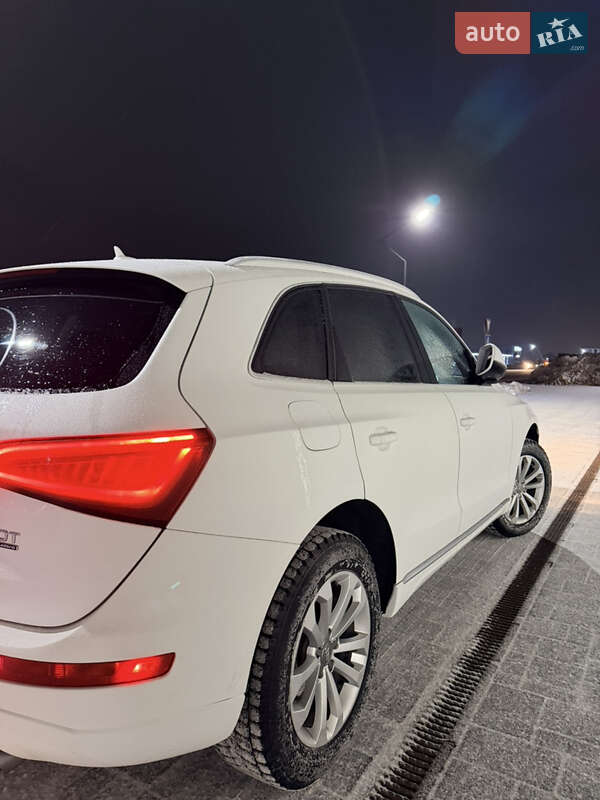 Позашляховик / Кросовер Audi Q5 2014 в Луцьку