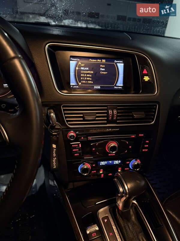 Позашляховик / Кросовер Audi Q5 2014 в Луцьку