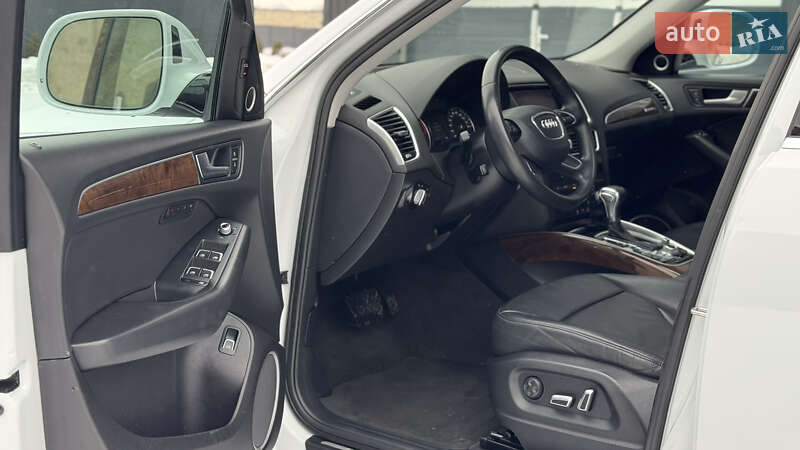 Внедорожник / Кроссовер Audi Q5 2016 в Дубно