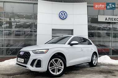 Внедорожник / Кроссовер Audi Q5 2024 в Львове