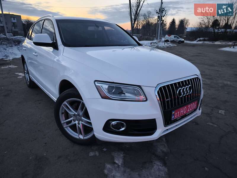 Позашляховик / Кросовер Audi Q5 2016 в Луцьку