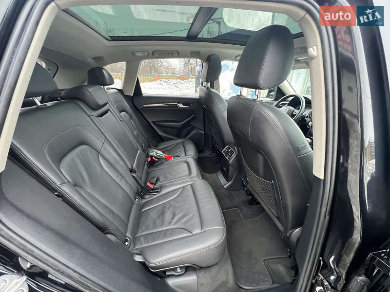 Позашляховик / Кросовер Audi Q5 2012 в Володимирі