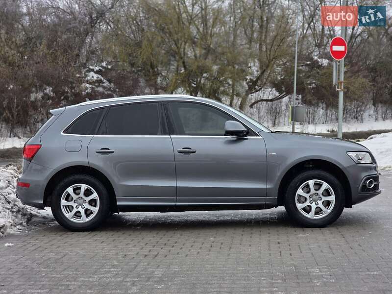 Внедорожник / Кроссовер Audi Q5 2015 в Тернополе