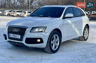 Внедорожник / Кроссовер Audi Q5 2011 в Полтаве