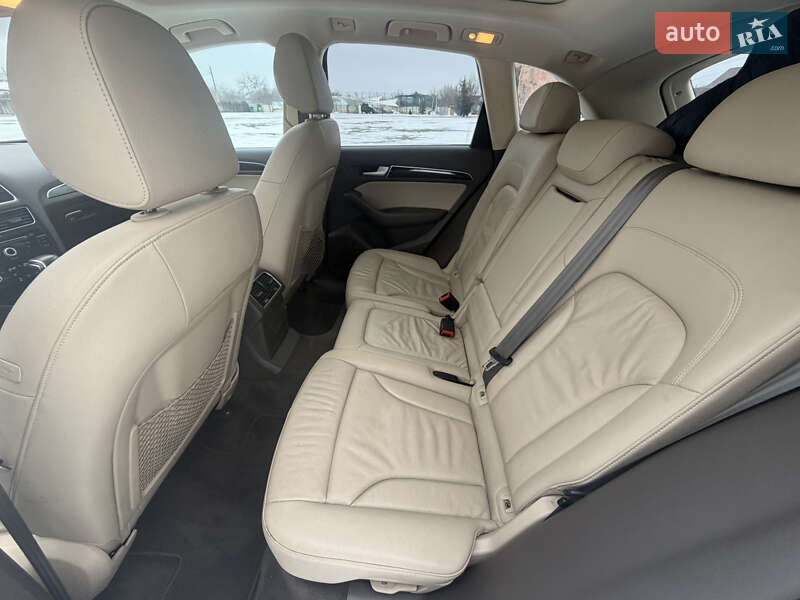 Внедорожник / Кроссовер Audi Q5 2014 в Одессе