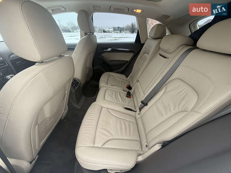 Внедорожник / Кроссовер Audi Q5 2014 в Одессе