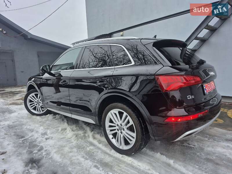 Внедорожник / Кроссовер Audi Q5 2018 в Львове фото 13 Внедорожник / Кроссовер Audi Q5 2018 в Львове