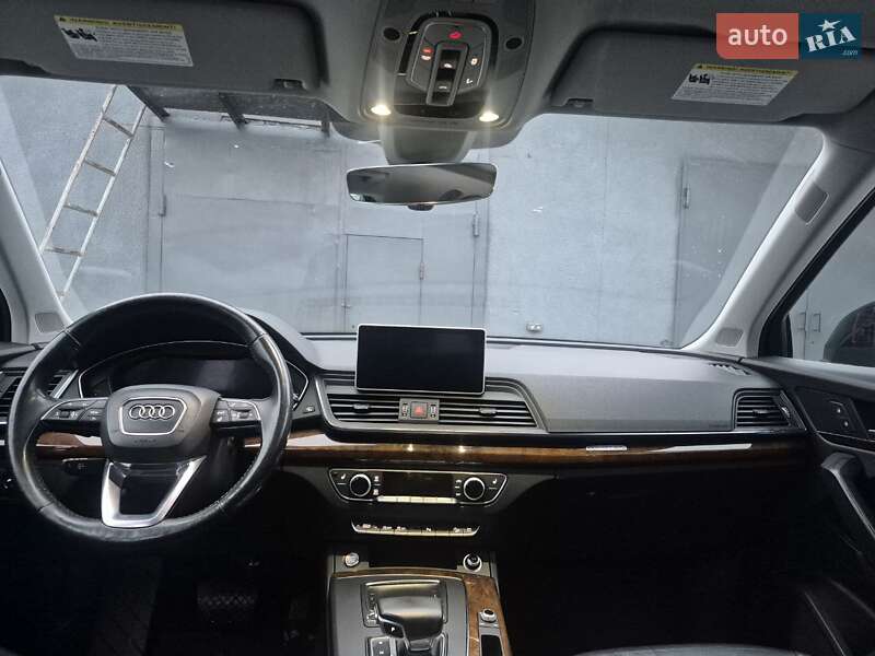 Внедорожник / Кроссовер Audi Q5 2018 в Львове фото 29 Внедорожник / Кроссовер Audi Q5 2018 в Львове