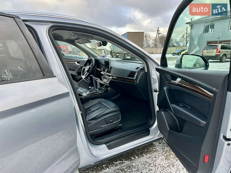 Позашляховик / Кросовер Audi Q5 2018 в Володимирі