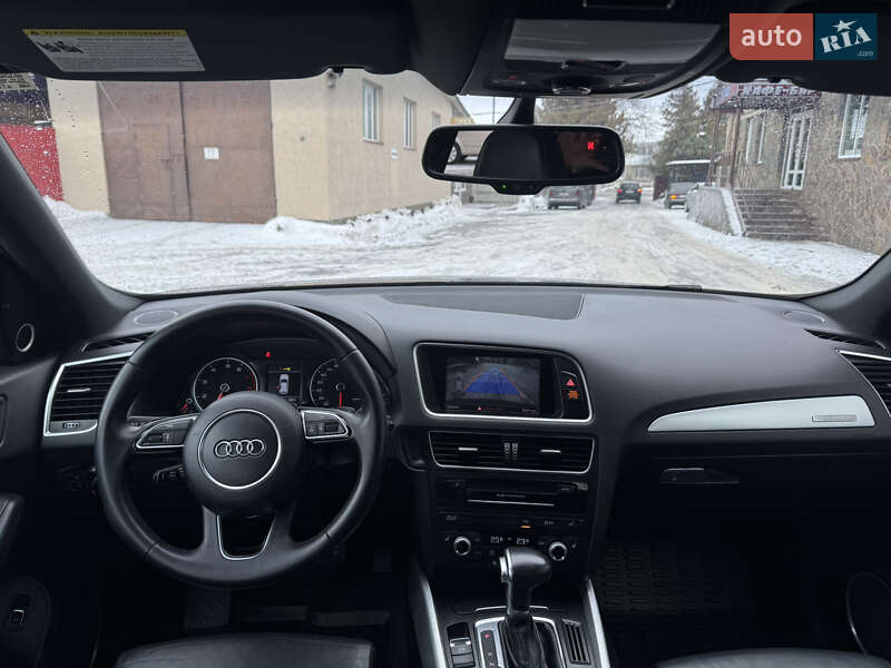 Внедорожник / Кроссовер Audi Q5 2017 в Владимире