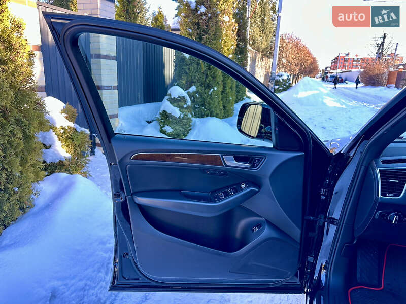 Позашляховик / Кросовер Audi Q5 2015 в Києві