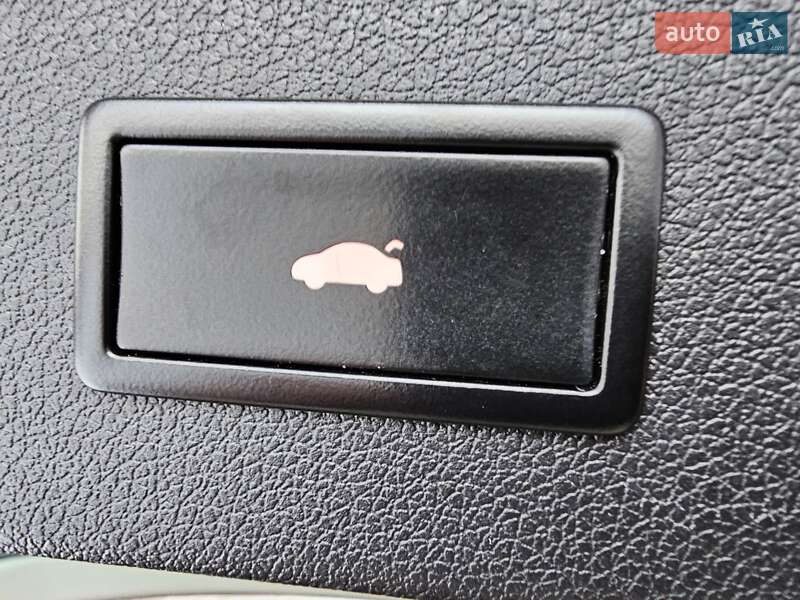 Позашляховик / Кросовер Audi Q5 2012 в Дніпрі