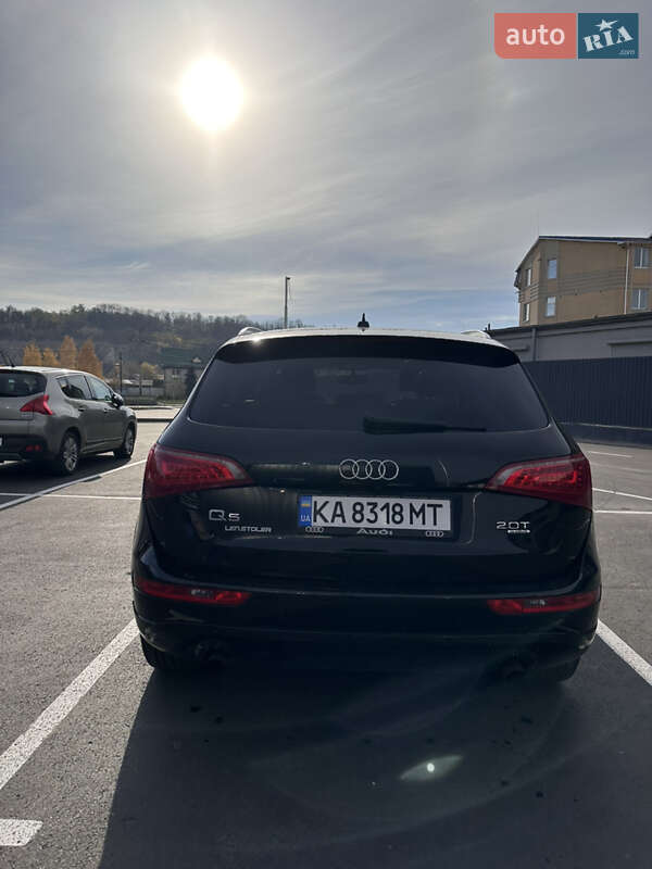 Внедорожник / Кроссовер Audi Q5 2011 в Обухове