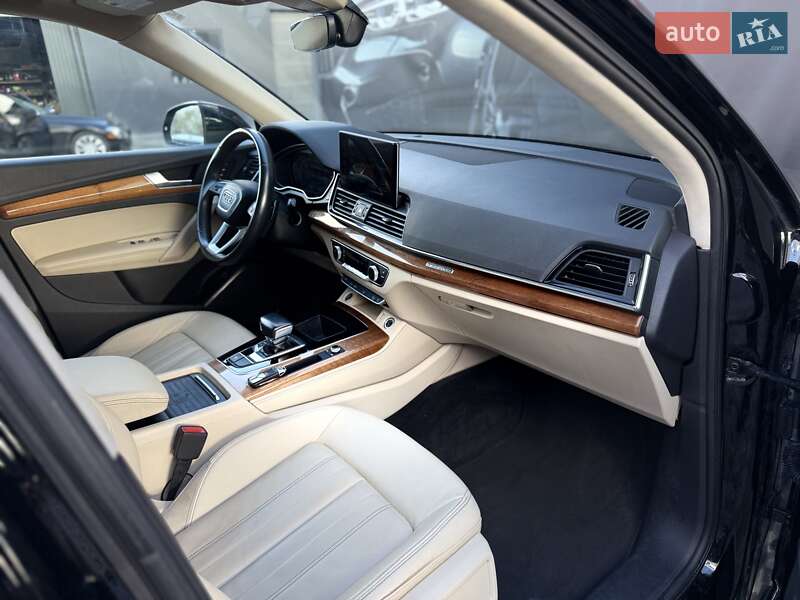Внедорожник / Кроссовер Audi Q5 2021 в Львове