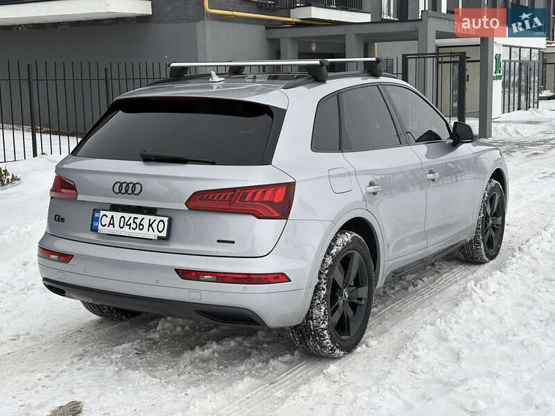 Позашляховик / Кросовер Audi Q5 2019 в Черкасах