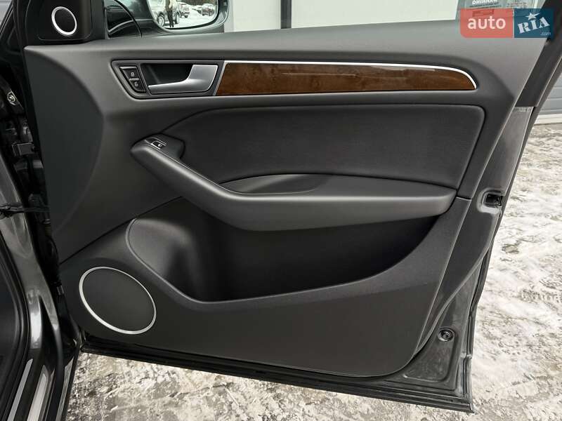 Позашляховик / Кросовер Audi Q5 2015 в Дрогобичі