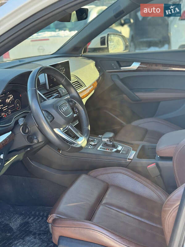 Внедорожник / Кроссовер Audi Q5 2018 в Киеве