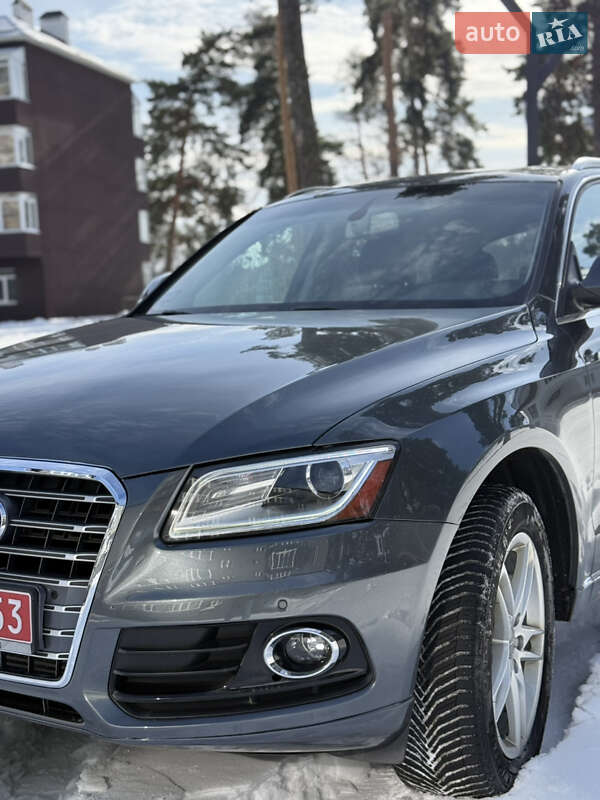 Внедорожник / Кроссовер Audi Q5 2015 в Ахтырке