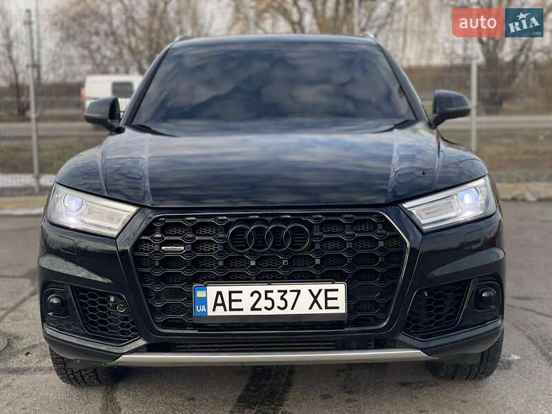 Внедорожник / Кроссовер Audi Q5 2017 в Днепре