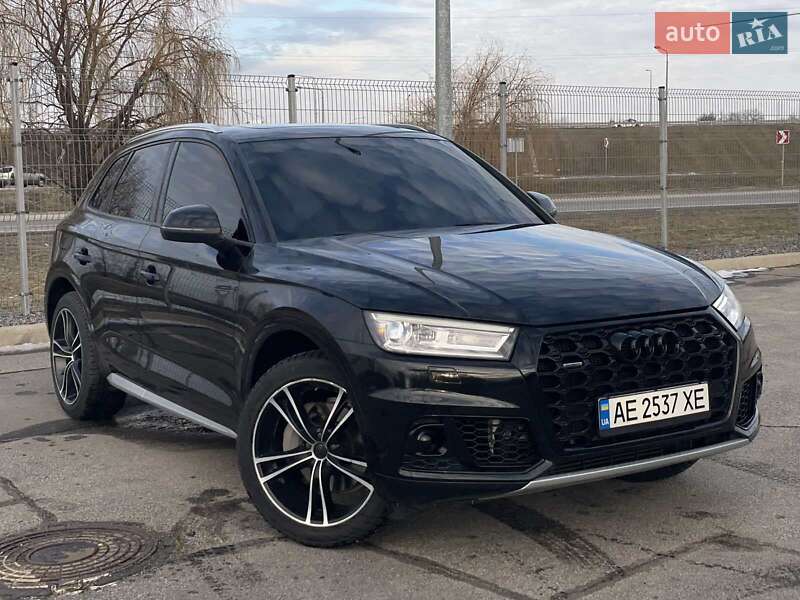 Внедорожник / Кроссовер Audi Q5 2017 в Днепре