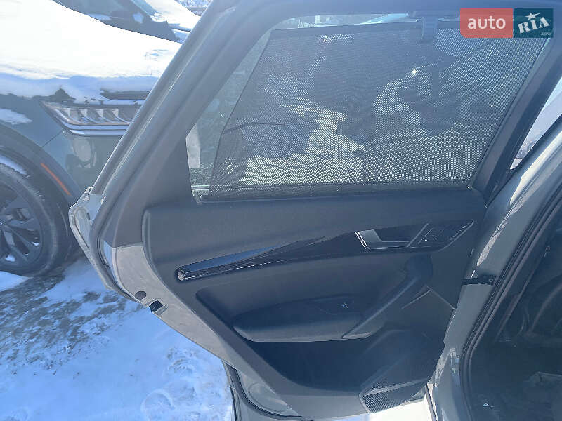 Внедорожник / Кроссовер Audi Q5 2019 в Ровно фото 24 Внедорожник / Кроссовер Audi Q5 2019 в Ровно