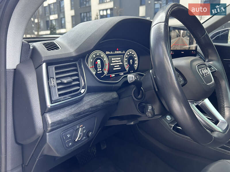 Внедорожник / Кроссовер Audi Q5 2020 в Ивано-Франковске