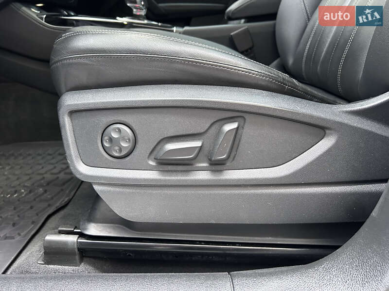 Внедорожник / Кроссовер Audi Q5 2020 в Ивано-Франковске